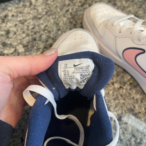 Nike Shoes Nike Court Borough Low 2e Gs Sneaker Poshmark